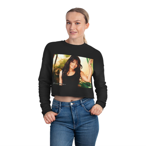 Land of Nostalgia Janet Jackson Classic Vibrational Women's Cropped Sweatshirt