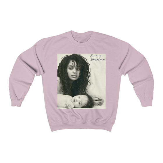 Land of Nostalgia Queen Lisa & Zoe Unisex Heavy Blend™ Crewneck Sweatshirt