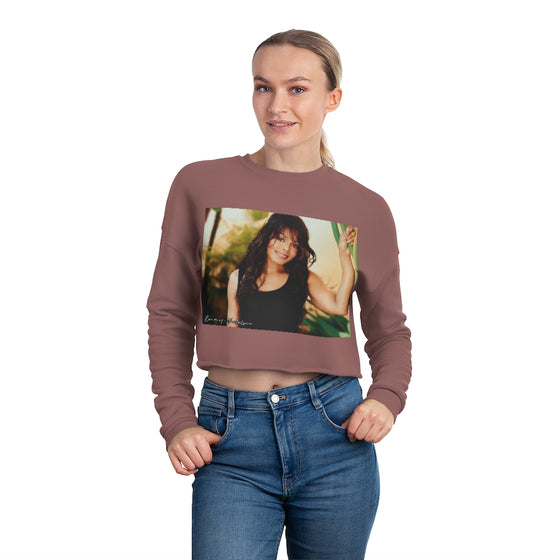 Land of Nostalgia Janet Jackson Classic Vibrational Women's Cropped Sweatshirt