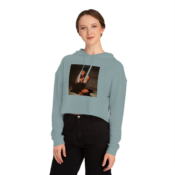Land of Nostalgia Anita Baker Rapture Classics Women’s Cropped Hooded Sweatshirt