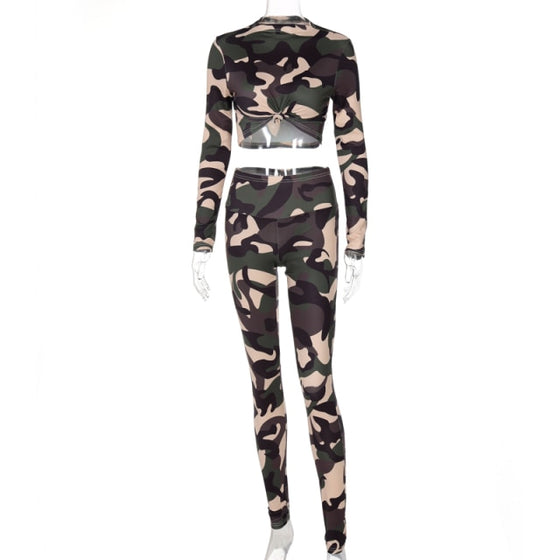 Land of Nostalgia Women's Camouflage Long Sleeve Bodycon Crop Top with High Waist Leggings Set